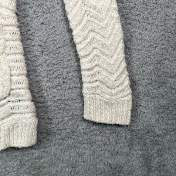Mossimo‎ Cardigan Cream Long Sleeve Open Front Fuzzy Knit Sweater - Picture 6 of 10